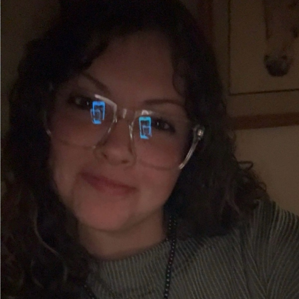 Meet your Posher, Haylee